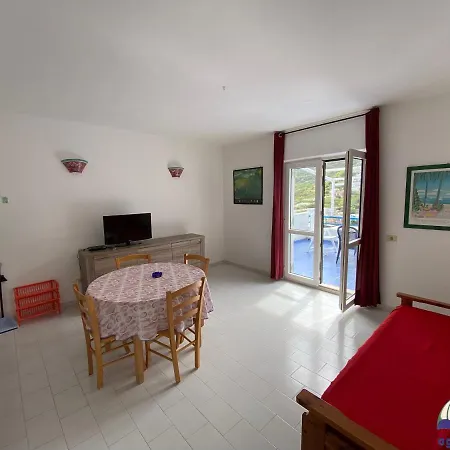 Magi - Maga Circe Apartahotel Ponza