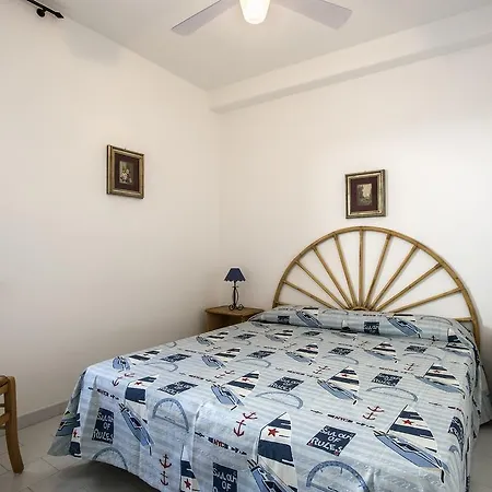 Magi - Maga Circe Apartahotel Ponza